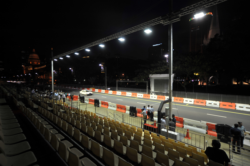 vista della pista dalle tribune del circuito di Singapore