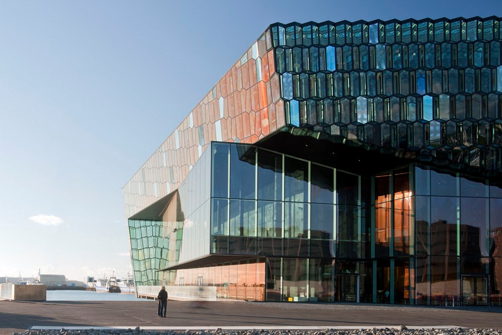 HARPA CONCERT HALL DI REYKJAVIK