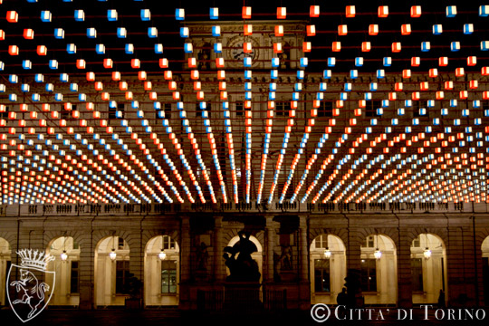 Daniel Buren - Tappeto Volante - Piazza Palazzo di Città